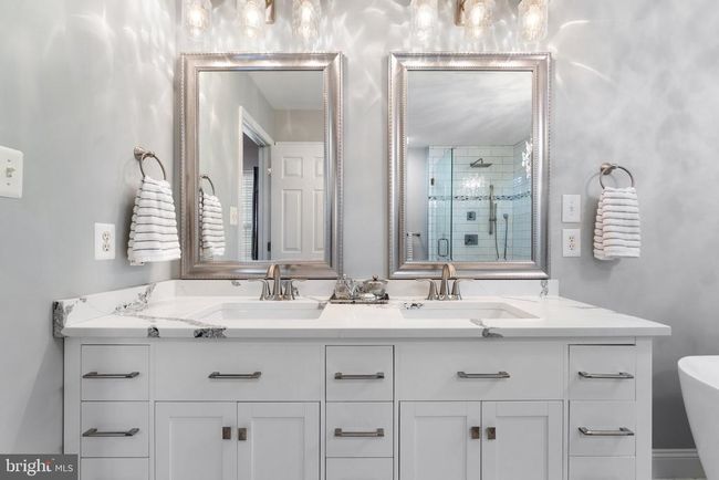 8754 Grantham Ct, House other with 3 bedrooms, 4 bathrooms and null parking in BRISTOW VA | Image 25