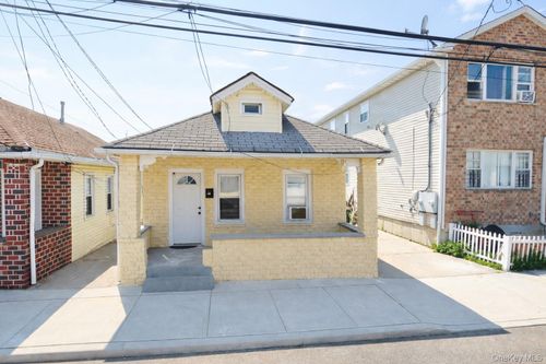 183 Beach 25th St, Far Rockaway, NY, 11691-2203 | Card Image
