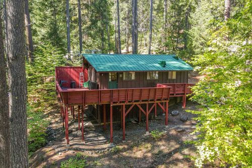 761 Lake Forest Dr, Trinity Center, CA, 96091-9720 | Card Image