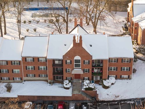 apt-11-5 Louisburg Sq, Nashua, NH, 03060-6813 | Card Image