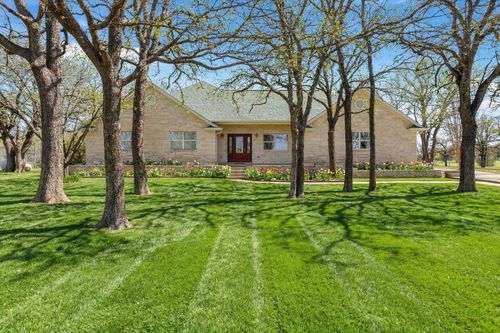 1118 County Road 325, Glen Rose, TX, 76043-5716 | Card Image