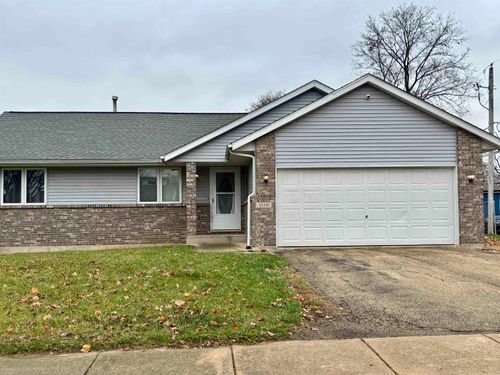 1519 Ruby St, Belvidere, IL, 61008-2447 | Card Image