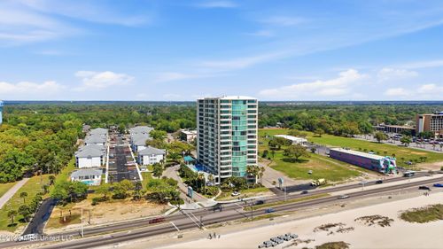 204-2060 Beach Boulevard, Biloxi, MS, 39531 | Card Image