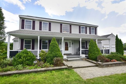 179 Hill Rd, Thompson, CT, 06277-2904 | Card Image