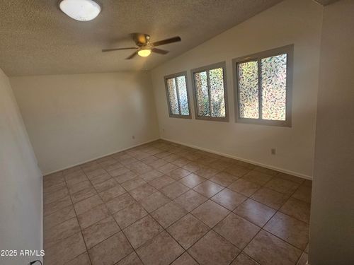 3707 E Paradise Dr, Phoenix, AZ, 85028-1427 | Card Image