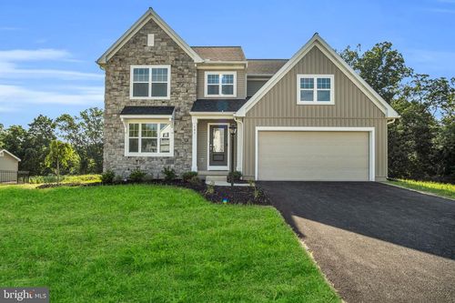 145 Tammy Dr, YORK SPRINGS, PA, 17372-8866 | Card Image