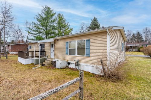 10 Apple Ln, New Paltz, NY, 12561-4209 | Card Image