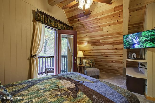 4564 Wilderness Plateau, House other with 2 bedrooms, 2 bathrooms and null parking in Pigeon Forge TN | Image 18