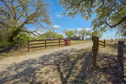 4495 Taylorsville Rd, Red Rock, TX, 78662-2543 | Card Image