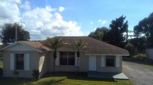 832 Sw Avenue I, Belle Glade, FL, 33430-4238 | Card Image