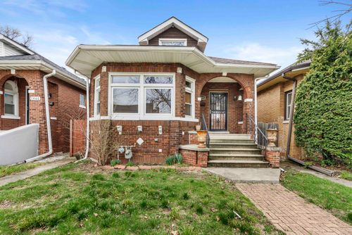 1464 Shirley Dr, Calumet City, IL, 60409-6212 | Card Image