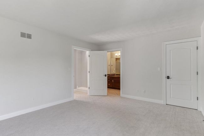 1601 Cedar Bend, House other with 5 bedrooms, 4 bathrooms and null parking in Hartland WI | Image 49