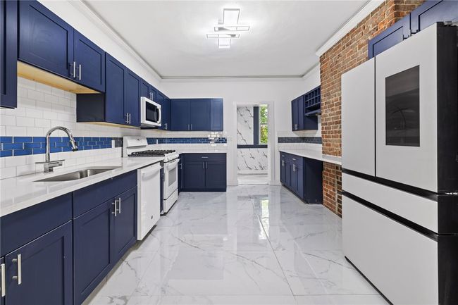 160 Ulysses St, House other with 5 bedrooms, 3 bathrooms and null parking in Mt Washington PA | Image 7