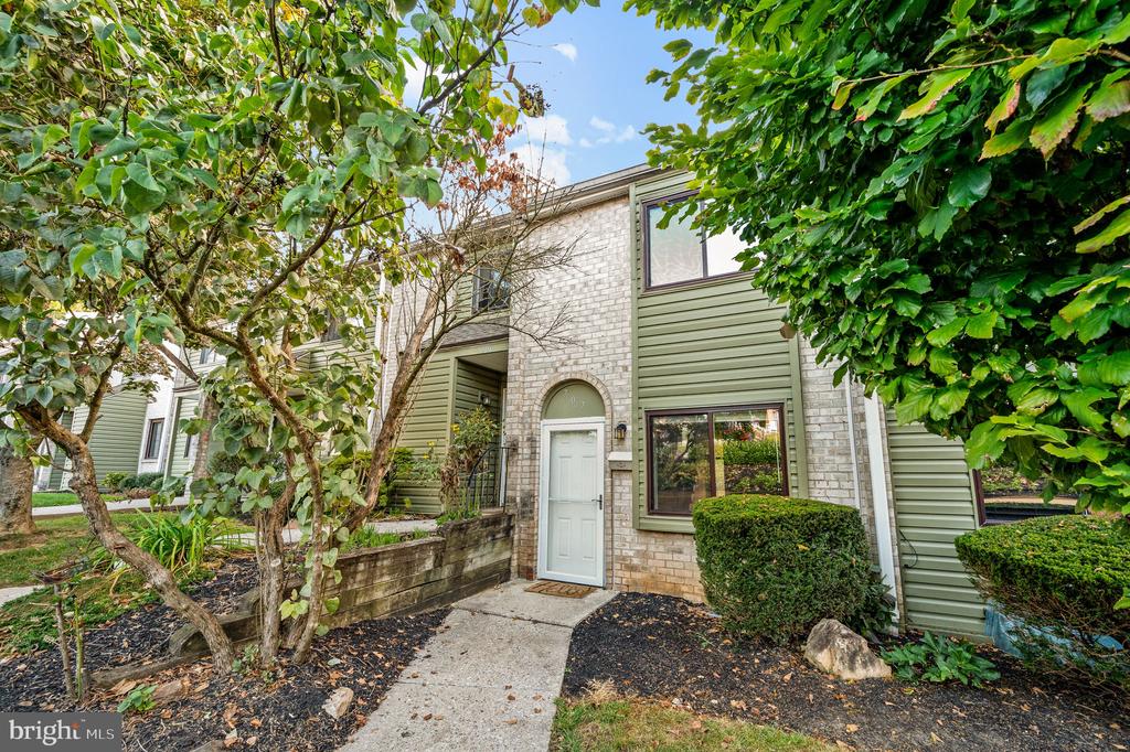 Valley Dr, West Chester, PA 19382