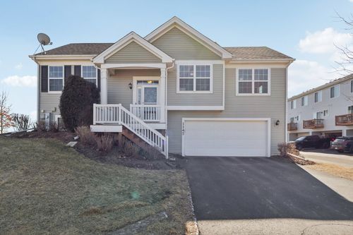 1147 Piccolo Ln, Volo, IL, 60073-5924 | Card Image