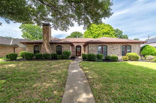 2705 Lawndale Dr, Plano, TX, 75023-7925 | Card Image
