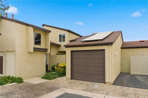 650 Parkview Pl, Lake Elsinore, CA, 92530 | Card Image