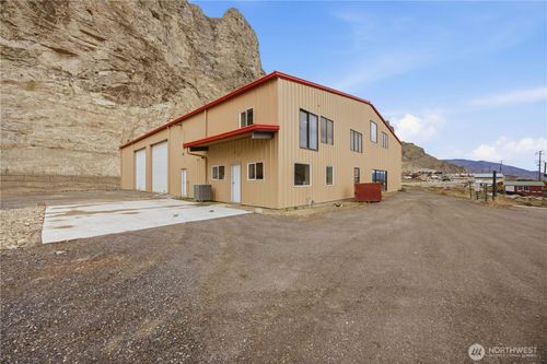 4300 State Highway 97a, Wenatchee, WA, 98801-9017 | Card Image