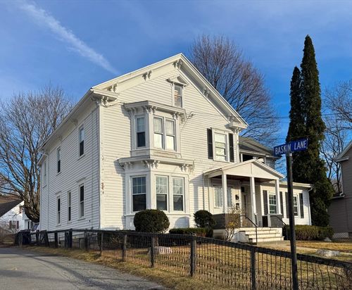 15 N Summer St, Adams, MA, 01220-5114 | Card Image