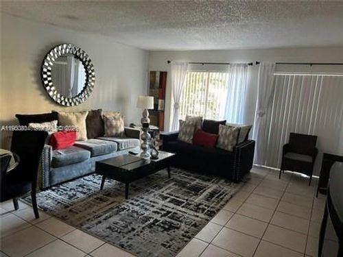 e-18318 Nw 68th Ave, Hialeah, FL, 33015-3421 | Card Image