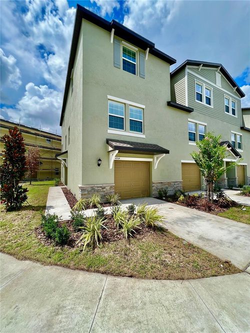 4704 Tuscan Loon Dr, TAMPA, FL, 33619-0806 | Card Image