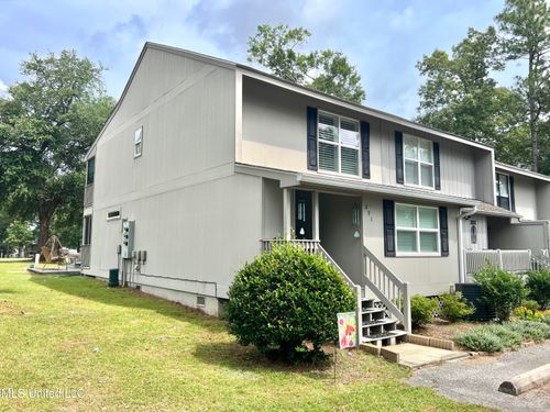 291-291 Highpoint Dr, Diamondhead, MS, 39525-3716 | Card Image