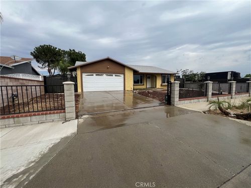18390 Manila, Bloomington, CA, 92316 | Card Image
