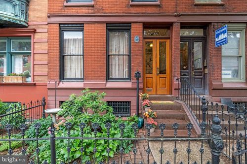 2116 Green St, PHILADELPHIA, PA, 19130-3111 | Card Image