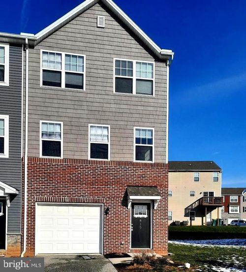 815 Schooner Ln, MECHANICSBURG, PA, 17050-2872 | Card Image