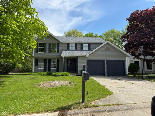 8075 Cardinal Cv E, Indianapolis, IN, 46256-4654 | Card Image
