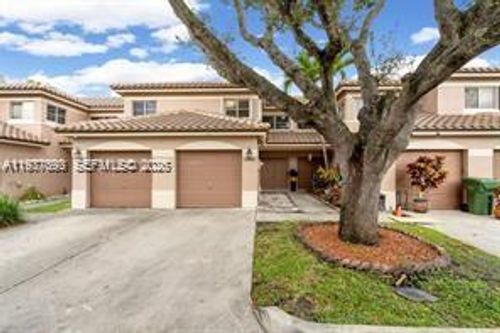 2394-2394 Nw 97th Way, Pembroke Pines, FL, 33024-1440 | Card Image