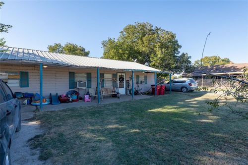 507 Tremont, Byers, TX, 76357 | Card Image