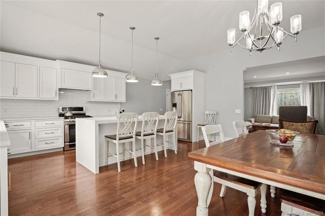 24 Appletree Ln, House other with 3 bedrooms, 3 bathrooms and null parking in Norwalk CT | Image 5
