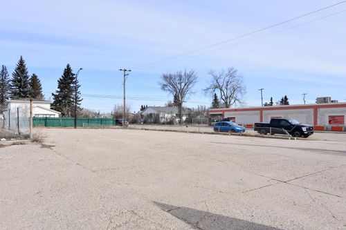 5306 50 Ave, Saint Paul, AB, T0A3A1 | Card Image