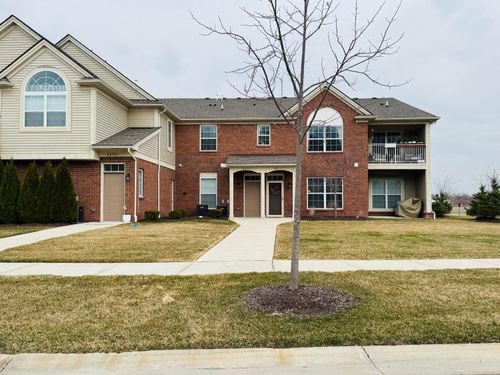 22113 Aberdeen Dr, Macomb, MI, 48042-3618 | Card Image