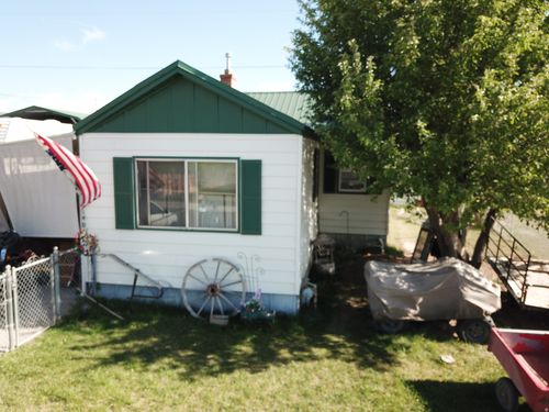 140 Carson Ave, East Carbon, UT, 84520-7717 | Card Image
