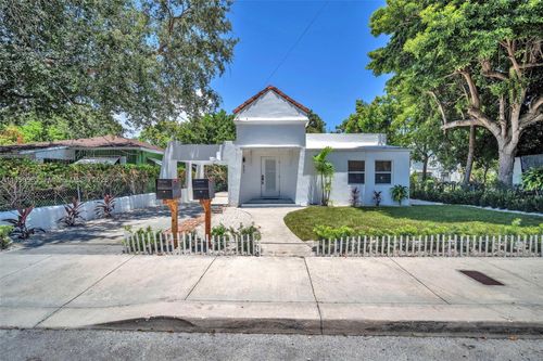 421 Nw 59th St, Miami, FL, 33127-1223 | Card Image