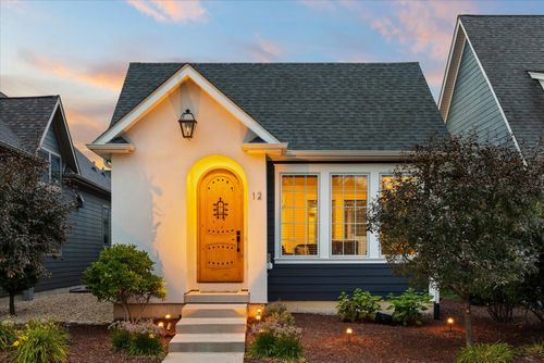 12 Port Pl, Ottawa, IL, 61350-9045 | Card Image