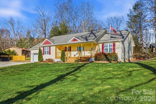 1113 Brookside Camp Rd, Hendersonville, NC, 28792-7268 | Card Image