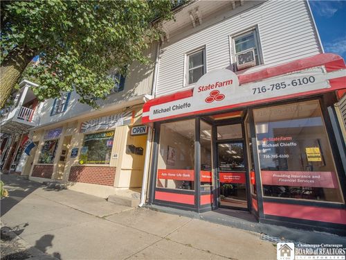 38 W Main Street, Pomfret, NY, 14063 | Card Image