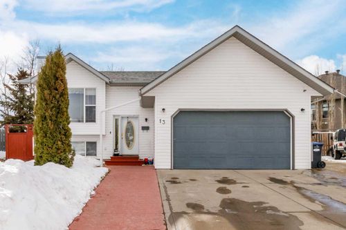 13 Westwood Crt, Sylvan Lake, AB, T4S1P7 | Card Image