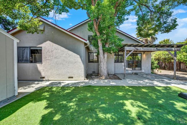 945 Hickory Avenue, House other with 3 bedrooms, 2 bathrooms and 2 parking in Fairfield CA | Image 26