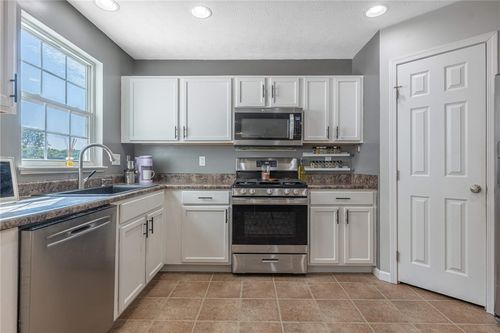 5060 Jessica Suzanne Drive, Morrow, OH, 45152 | Card Image