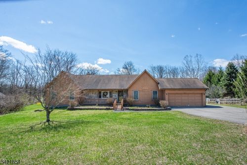 15 Mount Pleasant Rd, Columbia, NJ, 07832-2634 | Card Image