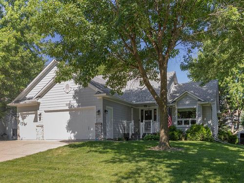 1225 Cuylle Bay, Faribault, MN, 55021-6998 | Card Image