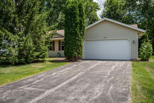 508 Constitution Dr Sw, Poplar Grove, IL, 61065-8697 | Card Image