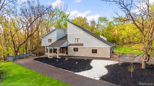 1830 Lone Pine Rd, Bloomfield Hills, MI, 48302-2517 | Card Image