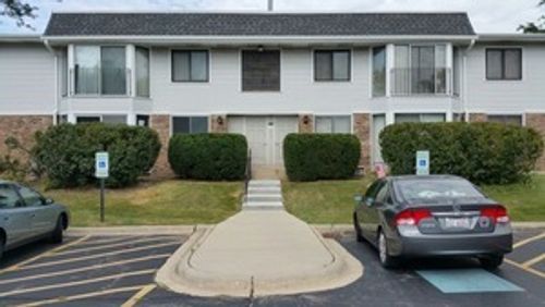 apt-2-2730 Mitchell Dr, Woodridge, IL, 60517-1556 | Card Image