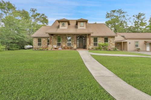 9948 Roda Dr, Conroe, TX, 77303-4320 | Card Image