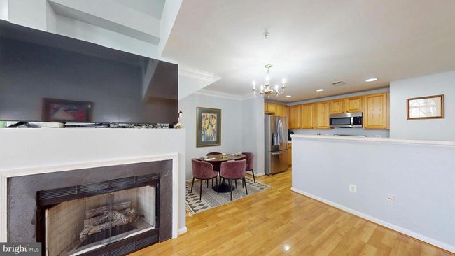 42252 Black Rock Ter, Townhouse with 2 bedrooms, 3 bathrooms and null parking in ALDIE VA | Image 4